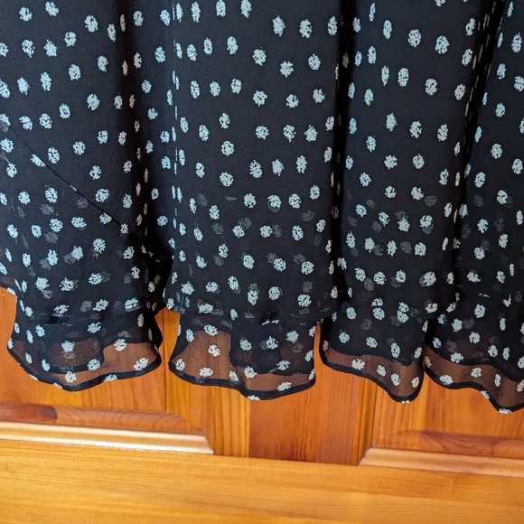 Talbots silk dress. - Picture 4 of 7